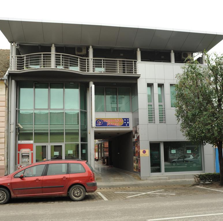 Apartment And Rooms In Club Indija Εξωτερικό φωτογραφία