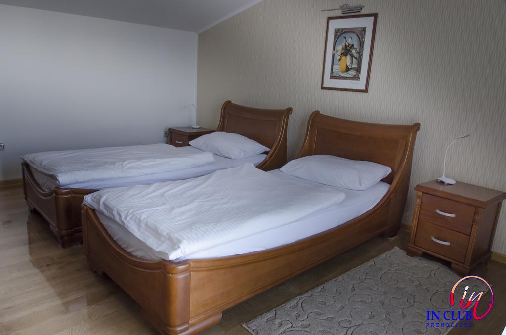 Apartment And Rooms In Club Indija Εξωτερικό φωτογραφία