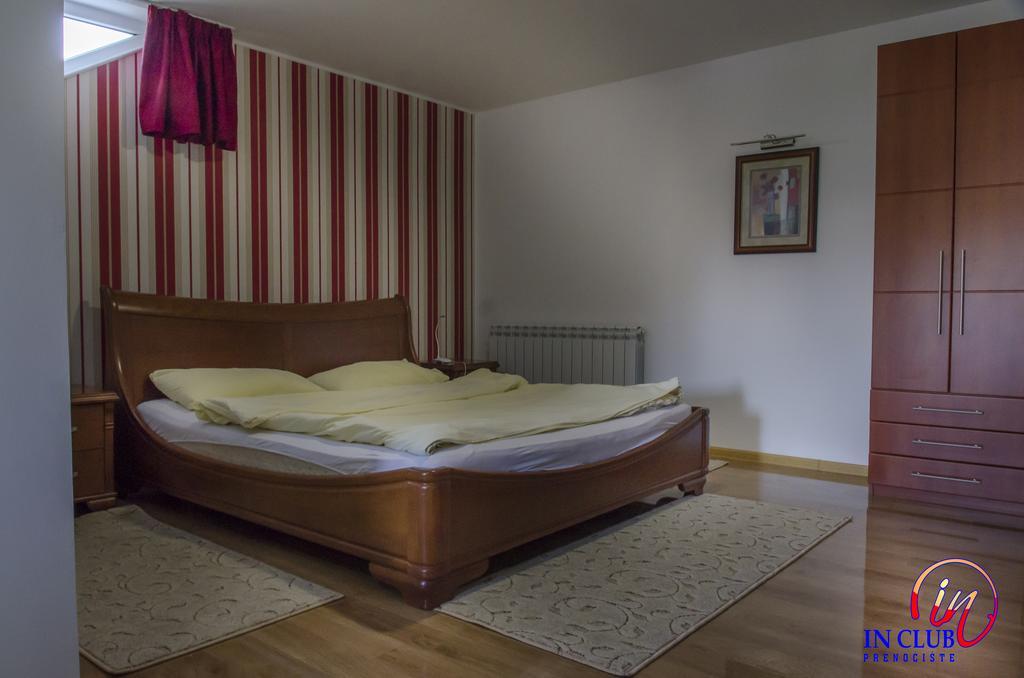 Apartment And Rooms In Club Indija Εξωτερικό φωτογραφία